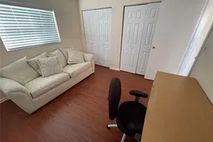 1025 Country Club Dr, Margate, FL 33063 - Photo 18