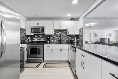 427 Golden Isles Drive #16H, Hallandale Beach, FL 33009 - Photo 6