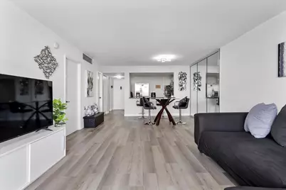 427 Golden Isles Drive #16H, Hallandale Beach, FL 33009 - Photo 4