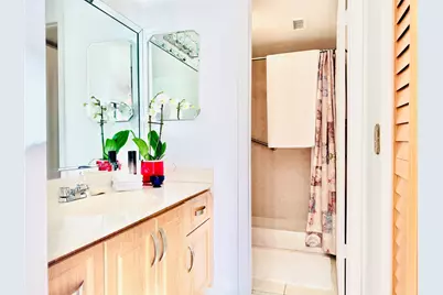 112 Lake Emerald #206, Fort Lauderdale, FL 33309 - Photo 22