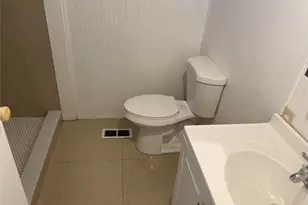 5301 SW 30th Terrace, Fort Lauderdale, FL 33312 - Photo 10