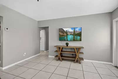 7641 NW 6th Court, Hollywood, FL 33024 - Photo 8