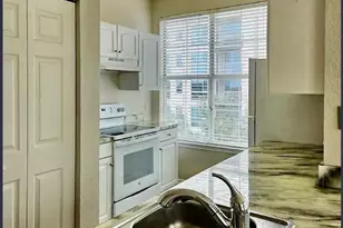 860 N Orange Ave, Orlando, FL 32801 - Photo 18