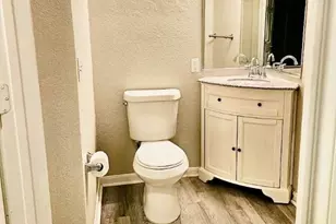 860 N Orange Ave, Orlando, FL 32801 - Photo 24