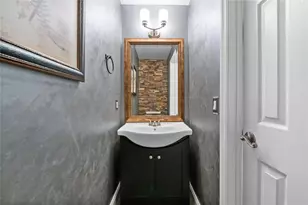 3020 S Oakland Forest Dr, Oakland Park, FL 33309 - Photo 10