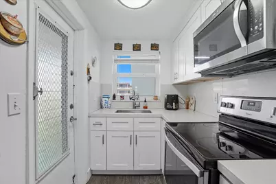 5300 Washington Street #J214, Hollywood, FL 33021 - Photo 6