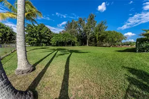 11301 SW 3rd St, Plantation, FL 33325 - Photo 14