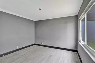 967 NW 89th Ave, Plantation, FL 33324 - Photo 36