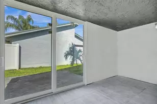 967 NW 89th Ave, Plantation, FL 33324 - Photo 30