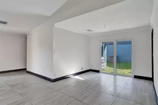 967 NW 89th Ave, Plantation, FL 33324 - Photo 6