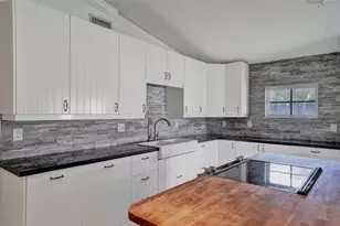 967 NW 89th Ave, Plantation, FL 33324 - Photo 12