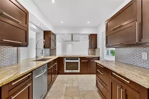 2110 NE 56th St, Fort Lauderdale, FL 33308 - Photo 18