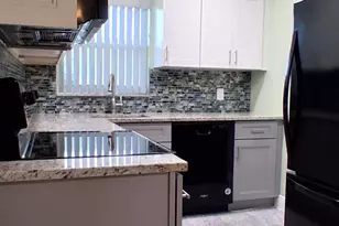 2010 Fillmore St, Hollywood, FL 33020 - Photo 16