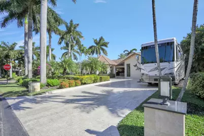 431 S Cortez Drive #431, Margate, FL 33068 - Photo 2