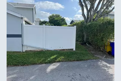 [Address not provided], West Palm Beach, FL 33415 - Photo 12