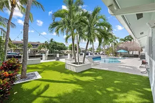 2330 NE 35th St, Pompano Beach, FL 33064 - Photo 58