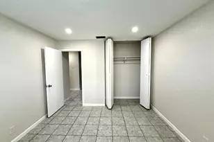 511 W Kalmia Dr, Lake Park, FL 33403 - Photo 16