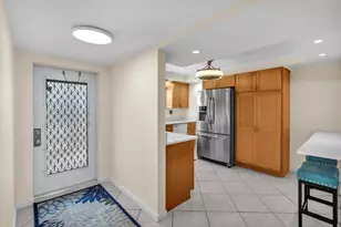9301 Sunrise Lakes Blvd, Sunrise, FL 33322 - Photo 6