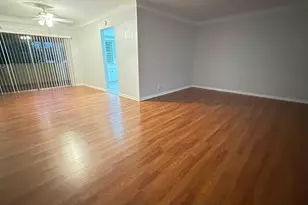 1911 NE 28th Ct, Pompano Beach, FL 33064 - Photo 6