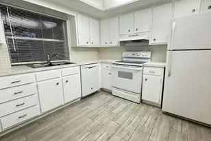 1911 NE 28th Ct, Lighthouse Point, FL 33064 - Photo 1