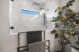 4445 Silverwood Ln S, Fort Lauderdale, FL 33309 - Photo 36