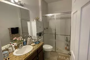 817 SW 147th Ave, Pembroke Pines, FL 33027 - Photo 20