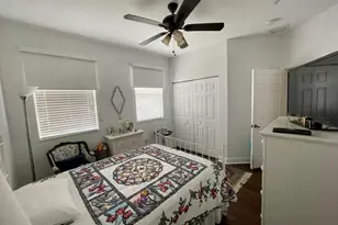 817 SW 147th Ave, Pembroke Pines, FL 33027 - Photo 22