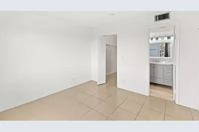2106 S Cypress Bend Drive #506, Pompano Beach, FL 33069 - Photo 14