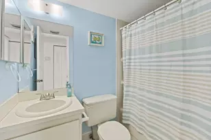2106 S Cypress Bend Dr, Pompano Beach, FL 33069 - Photo 18