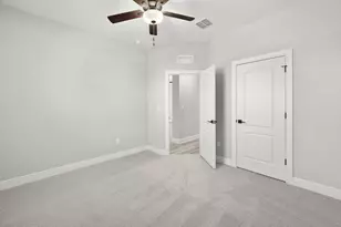 392 SW Paw Ct, Port Saint Lucie, FL 34953 - Photo 20