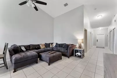 7520 S Aragon Boulevard #2, Sunrise, FL 33313 - Photo 14