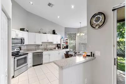 7520 S Aragon Boulevard #2, Sunrise, FL 33313 - Photo 6