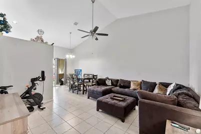 7520 S Aragon Boulevard #2, Sunrise, FL 33313 - Photo 16