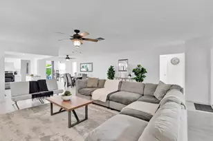 214 SE 6th St, Dania Beach, FL 33004 - Photo 2