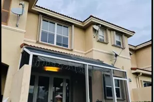 118 Riverwalk Cir, Sunrise, FL 33326 - Photo 2