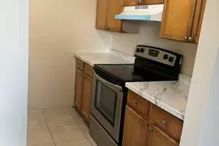 704 Meadows Cir, Boynton Beach, FL 33436 - Photo 4