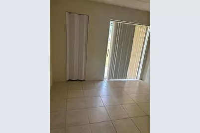 704 Meadows Circle #704, Boynton Beach, FL 33436 - Photo 2