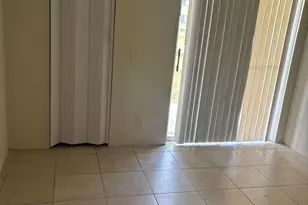 704 Meadows Cir, Boynton Beach, FL 33436 - Photo 2