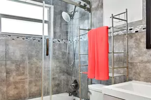 101 NE 35th St, Pompano Beach, FL 33064 - Photo 16