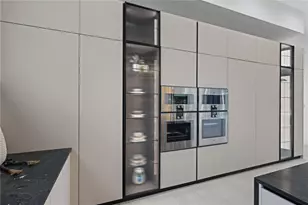 8795 Valencia Ct, Parkland, FL 33067 - Photo 10