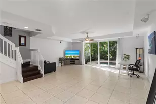 2652 NE 30th Pl, Fort Lauderdale, FL 33306 - Photo 2