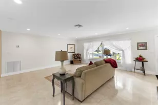 7237 E Tropical Way, Plantation, FL 33317 - Photo 16