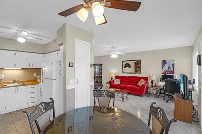 1000 SW 11th Avenue #2E, Hallandale Beach, FL 33009 - Photo 12