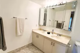 2902 Victoria Cir, Coconut Creek, FL 33066 - Photo 8