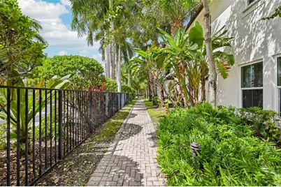 4714 Monarch Way, Pompano Beach, FL 33073 - Photo 34