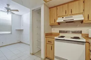 7360 NW 18th St, Margate, FL 33063 - Photo 4