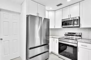 1700 SW 30th St, Fort Lauderdale, FL 33315 - Photo 16