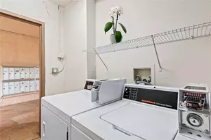 10442 Sunrise Lakes Blvd, Sunrise, FL 33322 - Photo 16