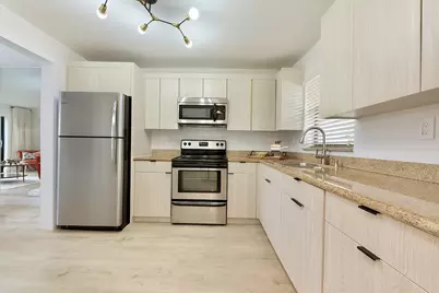 10442 Sunrise Lakes Boulevard #111, Sunrise, FL 33322 - Photo 6