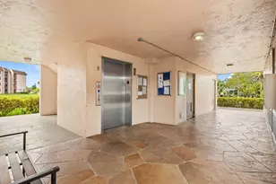 10442 Sunrise Lakes Blvd, Sunrise, FL 33322 - Photo 18